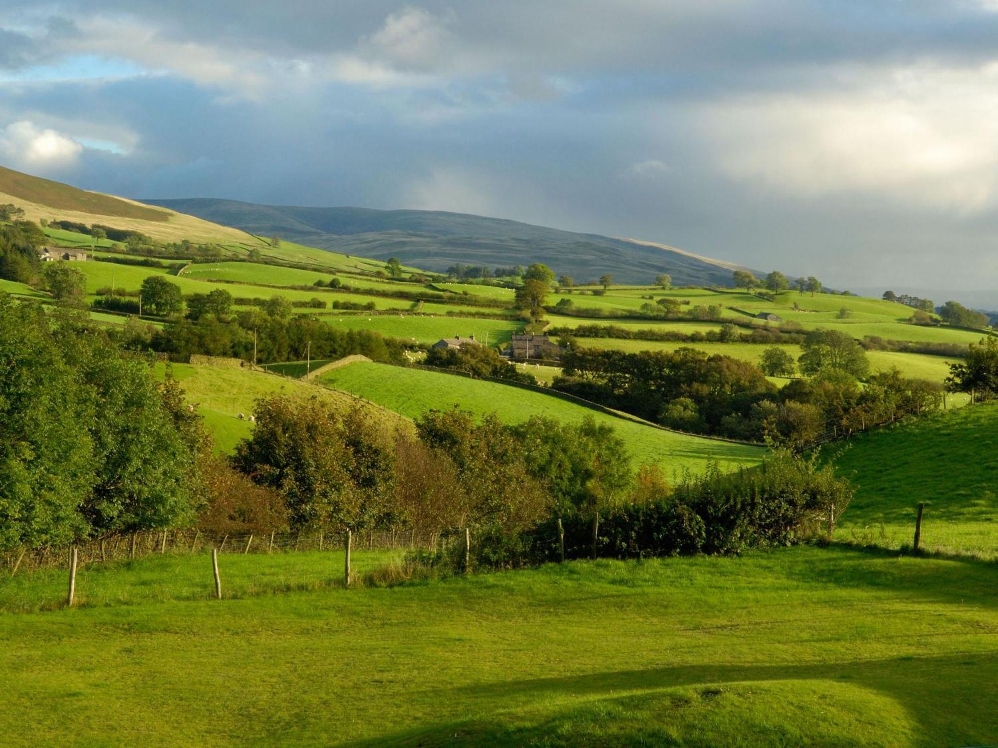 Gateside Farmhouse Sedbergh Esterno foto